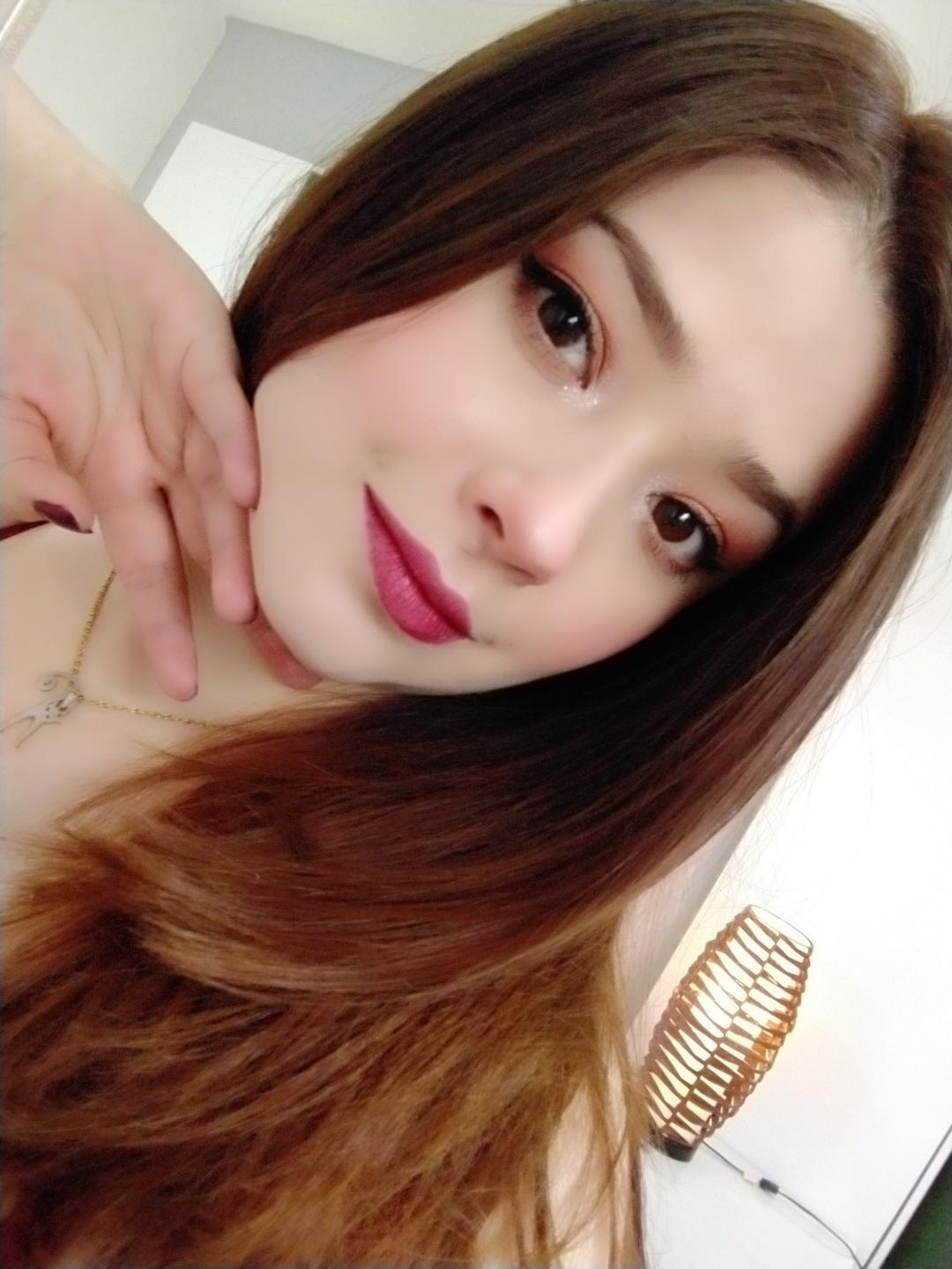 aylinmiller, camgirl Xlovecam