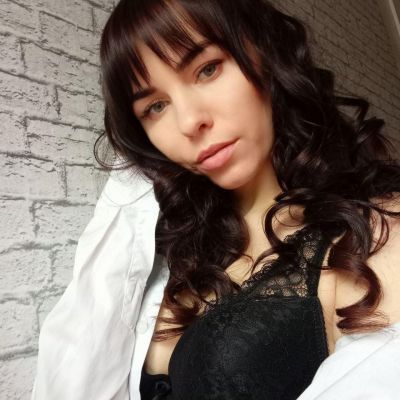 flowerbonnie, camgirl Xlovecam